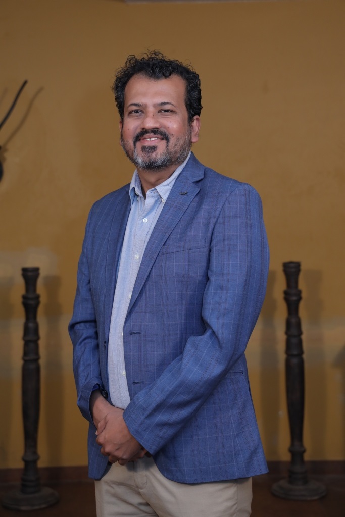 Dr. Kartik Sutariya