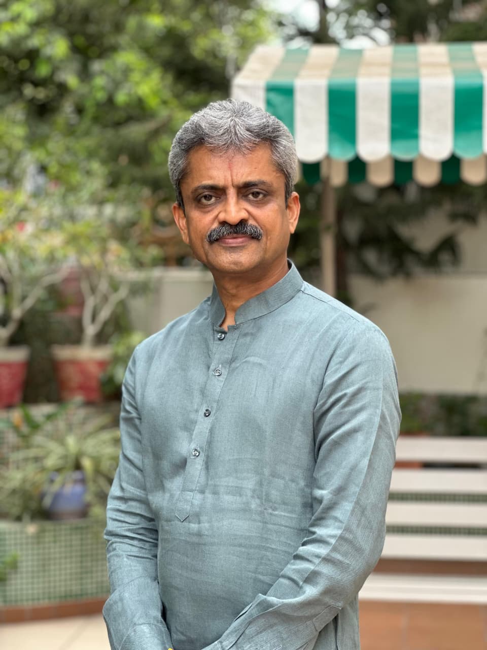 Dr. Devendra Rakholiya